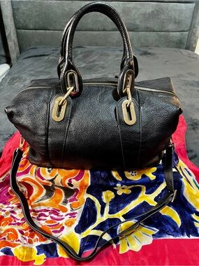 Gianfranco Ferre Milano Pebble Leather Black Chain Link Satchel Classic Handbag